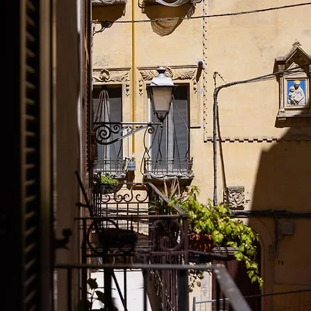 فندق مبيت وإفطار Terrazza Vallisa باري