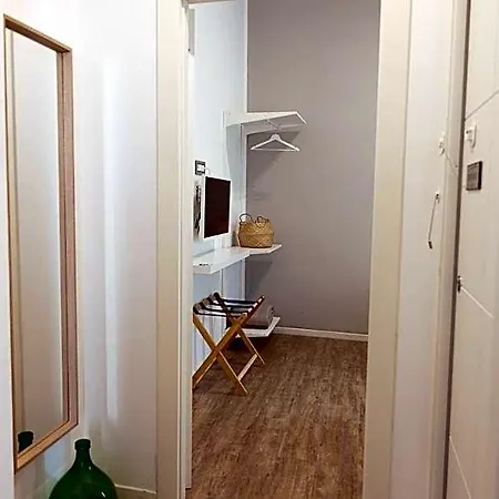Bed & Breakfast Terrazza Vallisa 4*