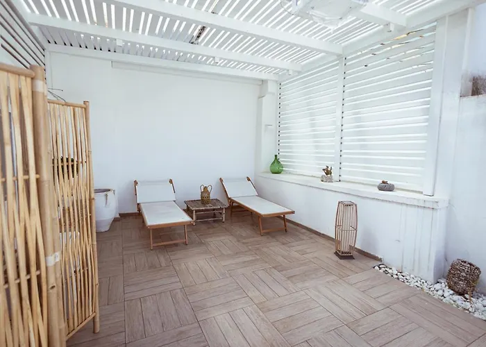 Terrazza Vallisa Bed & Breakfast 4*